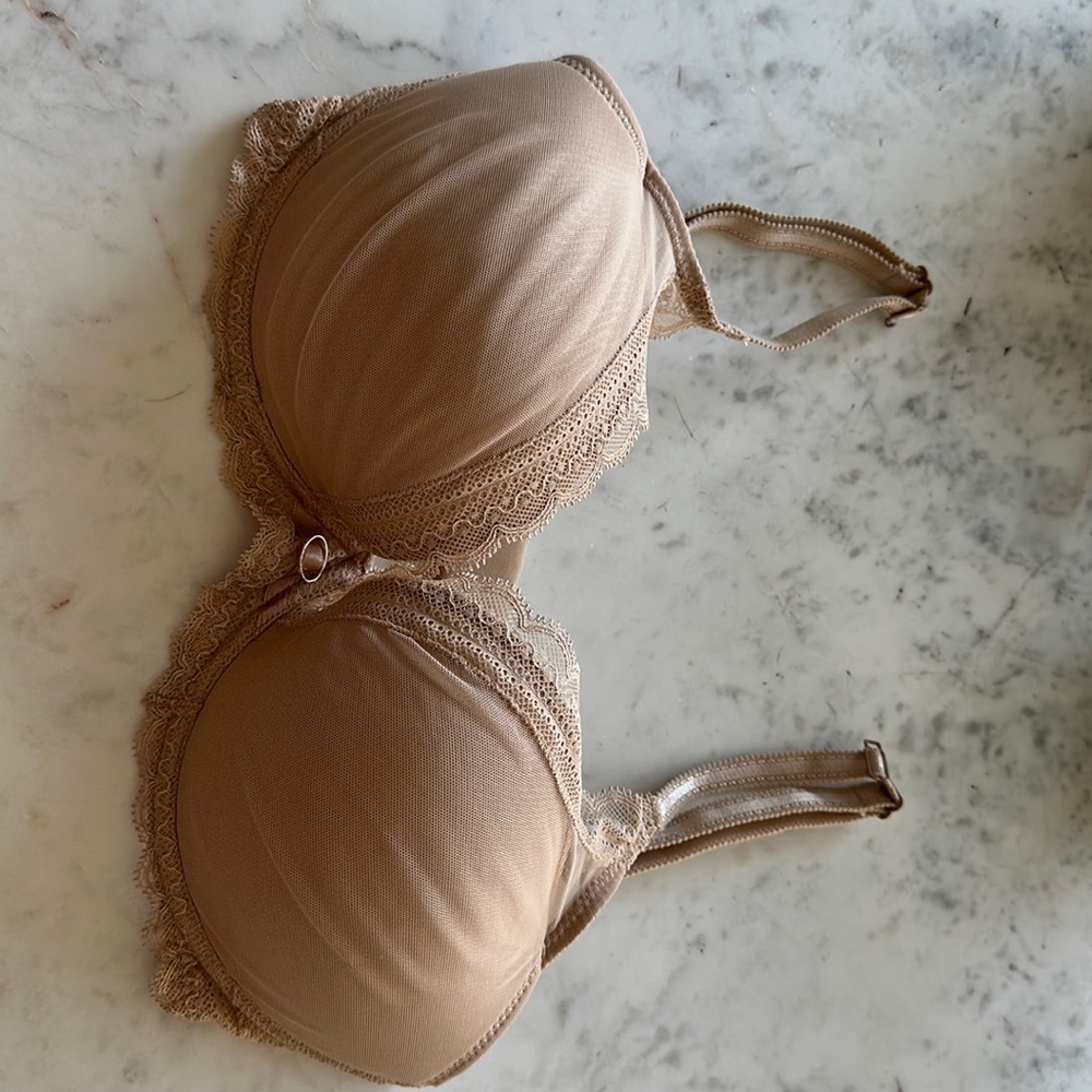 30DD Chantelle Bra